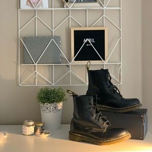 Dr. Martens boots (black) 1460